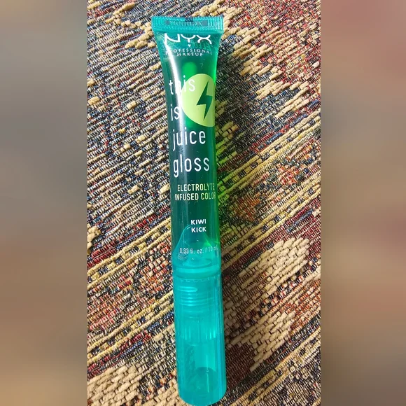NYX This Is Juice Lip Gloss Electrolyte Infused Kiwi Kick Full Size 0.33oz NWT - Picture 1 of 6